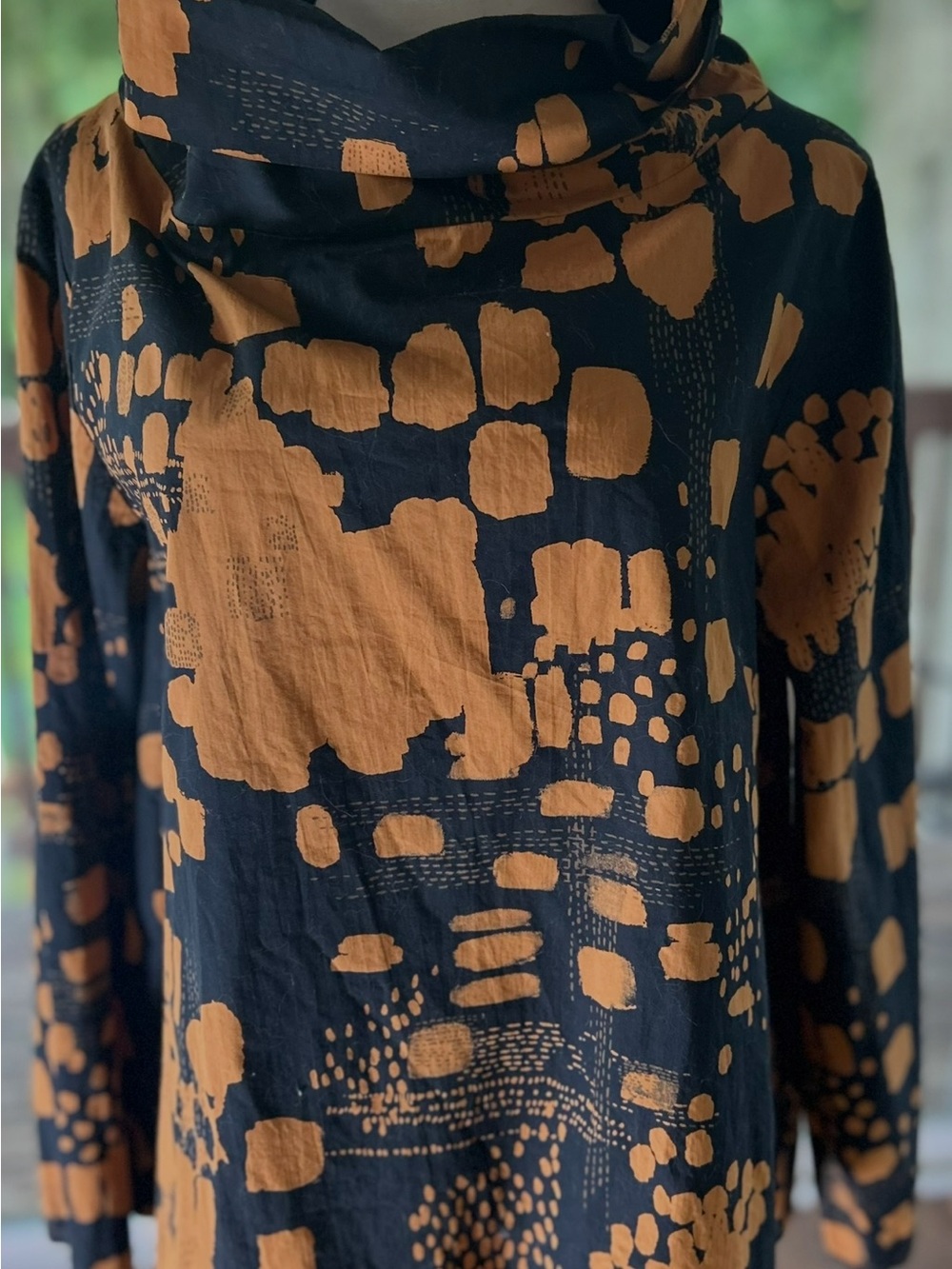 bryn Walker Black Tunic with Abstract Motif organic Cotton  XS Made in the USA
